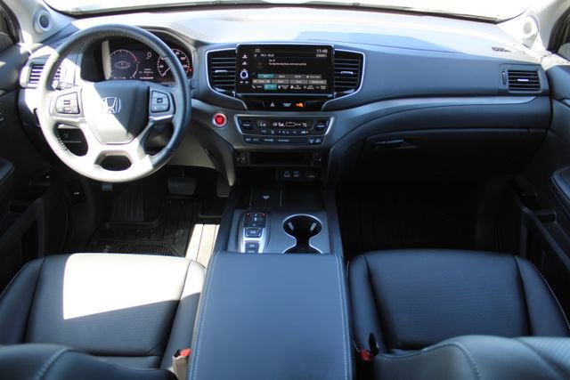 Used 2025 Honda Ridgeline RTL image 13