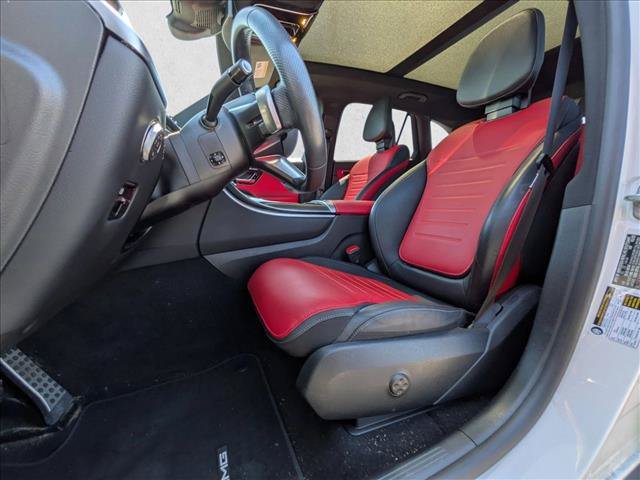 Used 2024 Mercedes-Benz GLC 300 4MATIC image 15