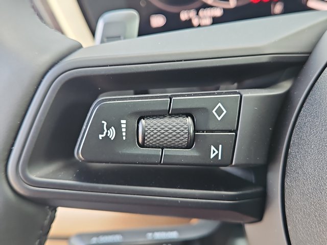 New 2026 Porsche Cayenne AWD/4WD image 30