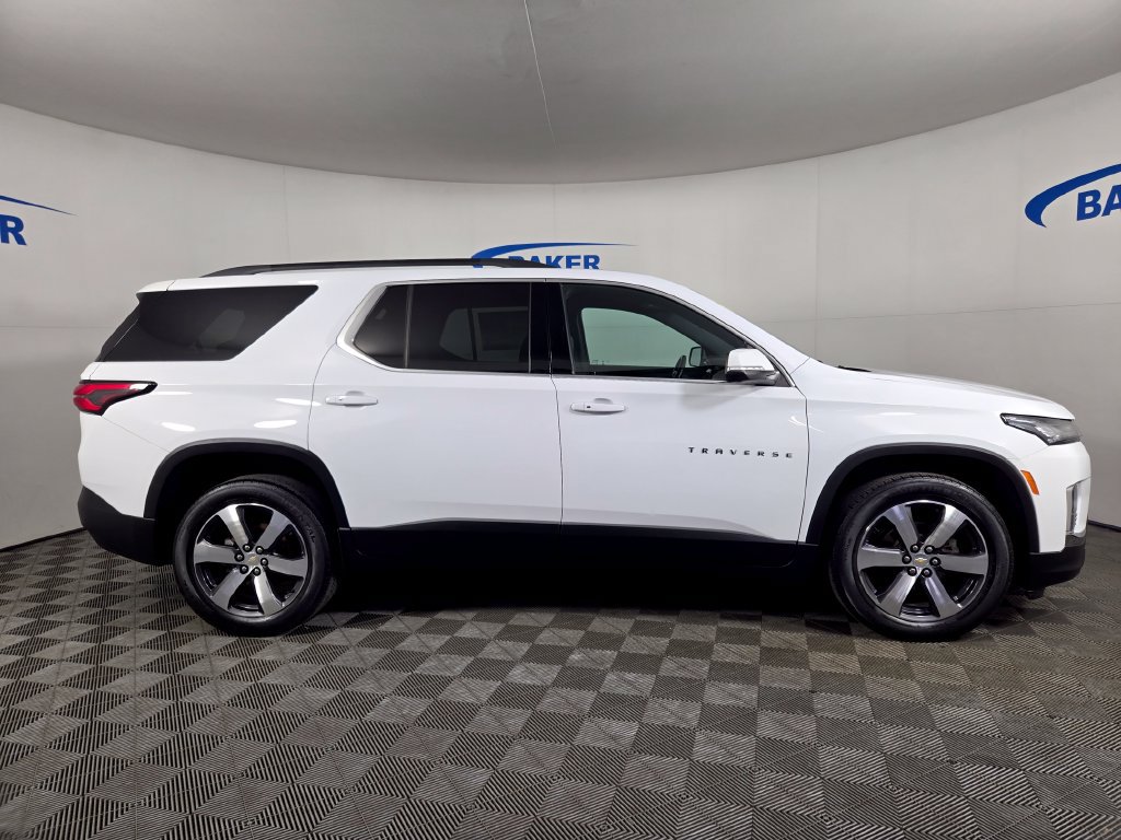 Certified 2023 Chevrolet Traverse LT w/ LT Premium Package AWD/4WD image 7