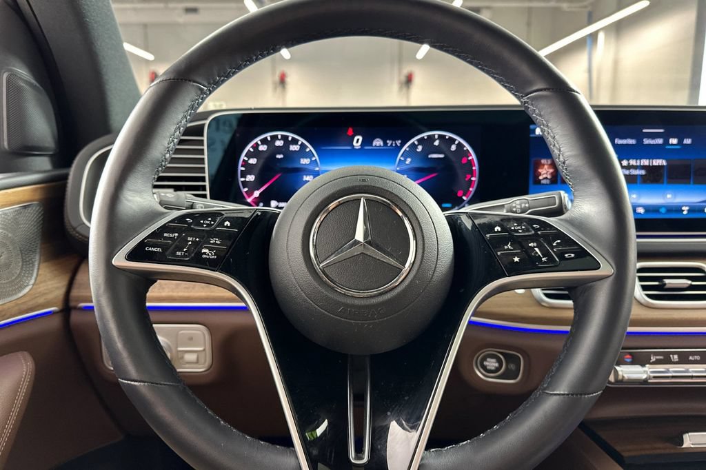 Certified 2026 Mercedes-Benz GLS 450 4MATIC image 29