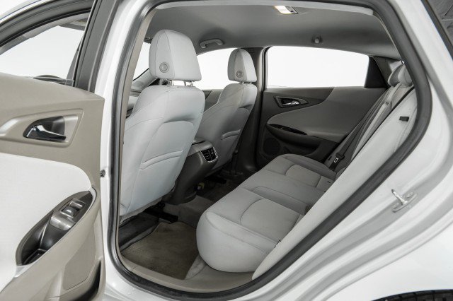 Used 2016 Chevrolet Malibu LT image 36