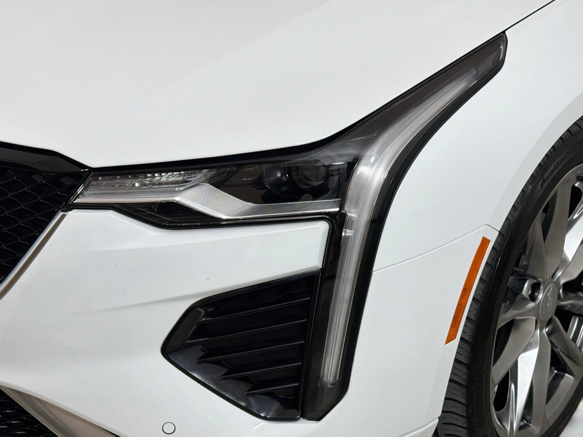 Used 2023 Cadillac CT4 Sport RWD image 11