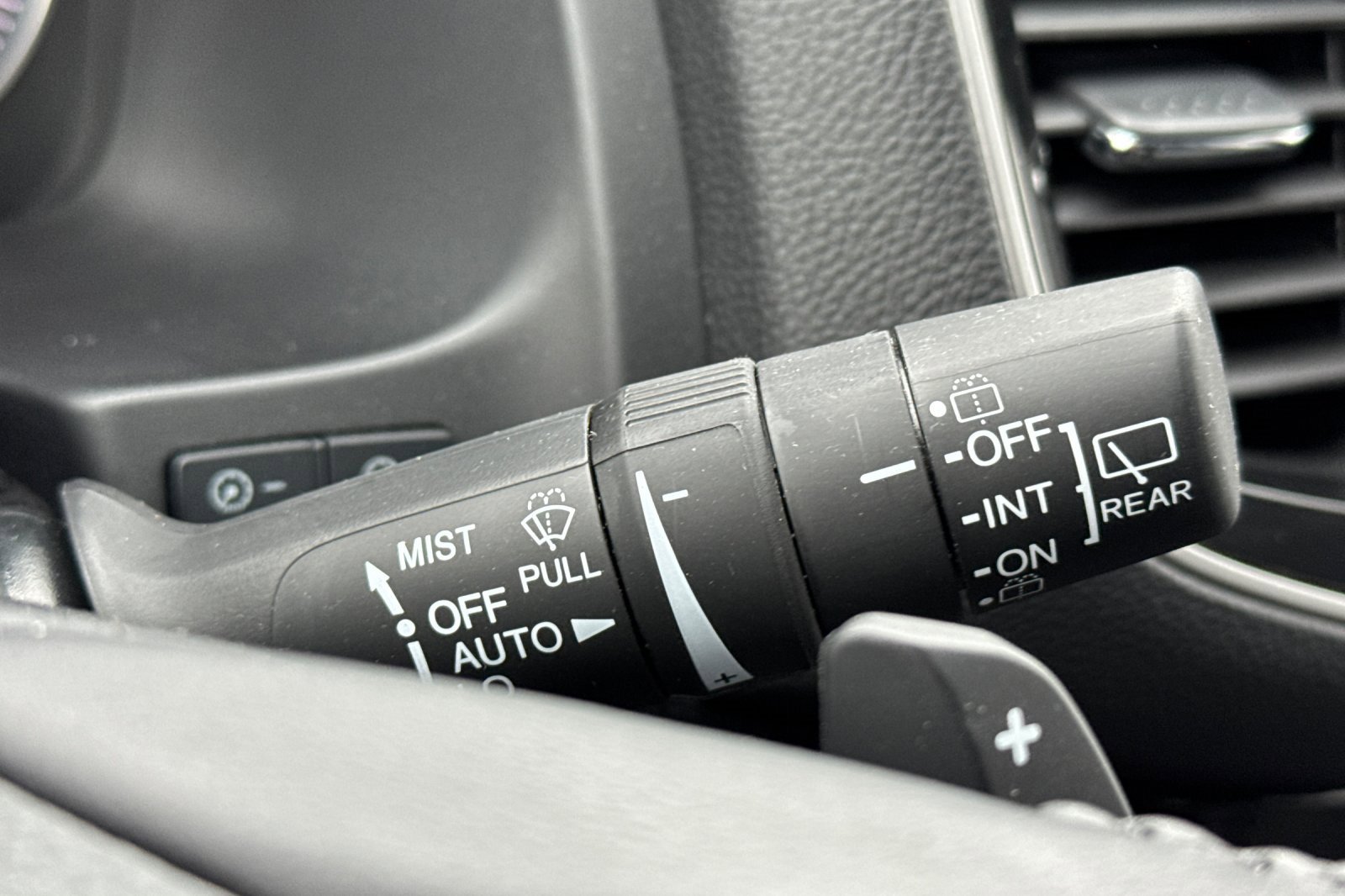 Used 2022 Honda Pilot Elite image 35