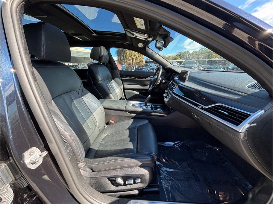 Used 2019 BMW 740i 740i Sedan 4D w/ M Sport Package image 42