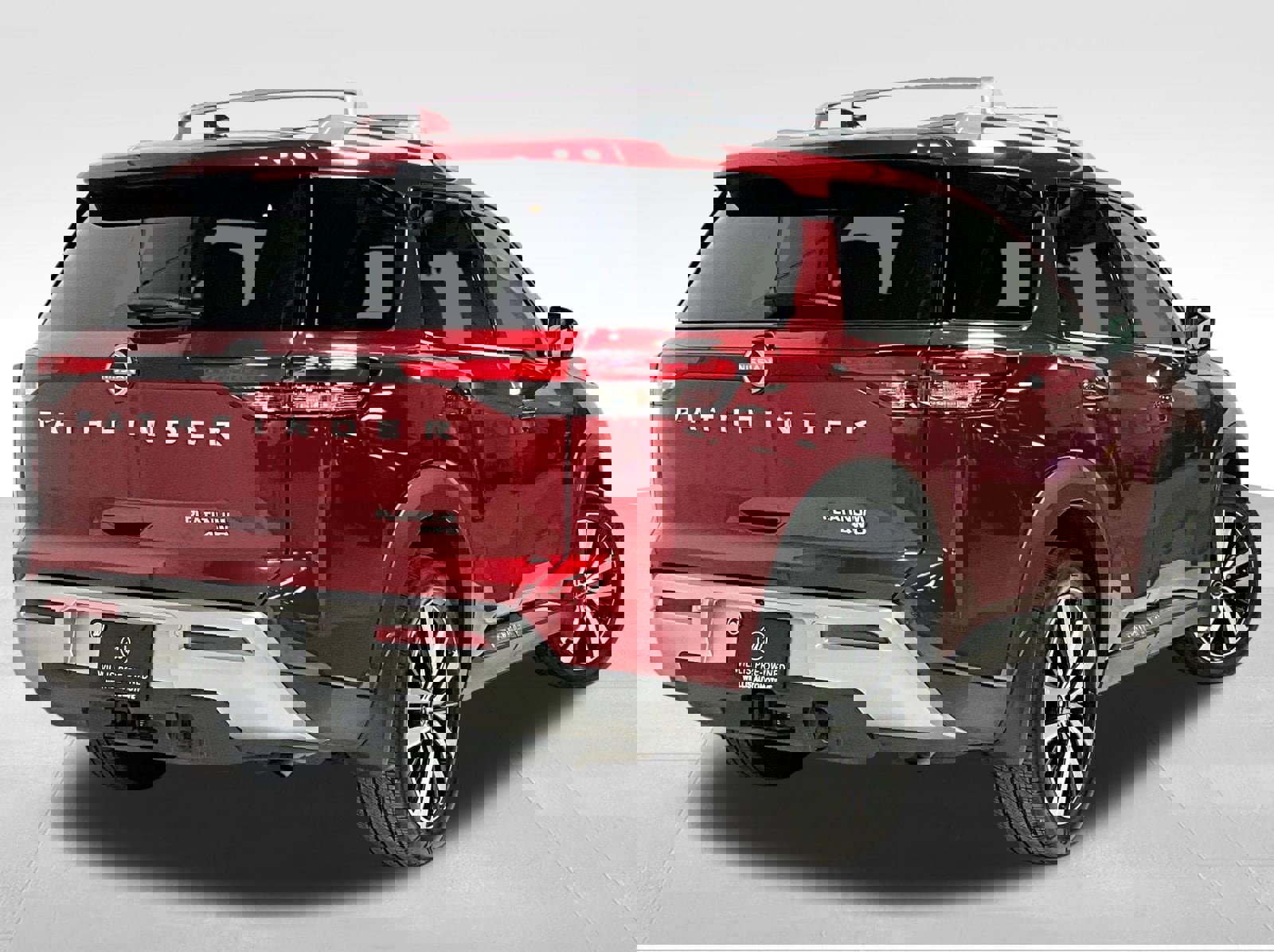 Used 2024 Nissan Pathfinder Platinum w/ Cargo Package image 5