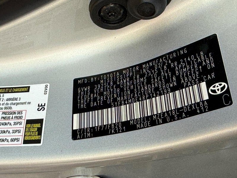 Used 2024 Toyota Corolla LE image 31