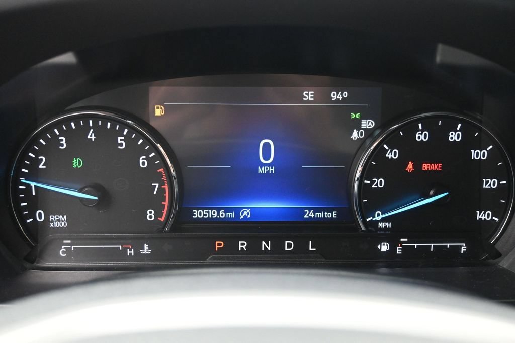 Used 2024 Ford Explorer XLT w/ Equipment Group 202A AWD/4WD image 12