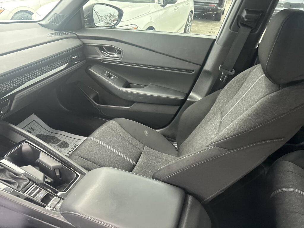 Used 2023 Honda Accord Sport image 8