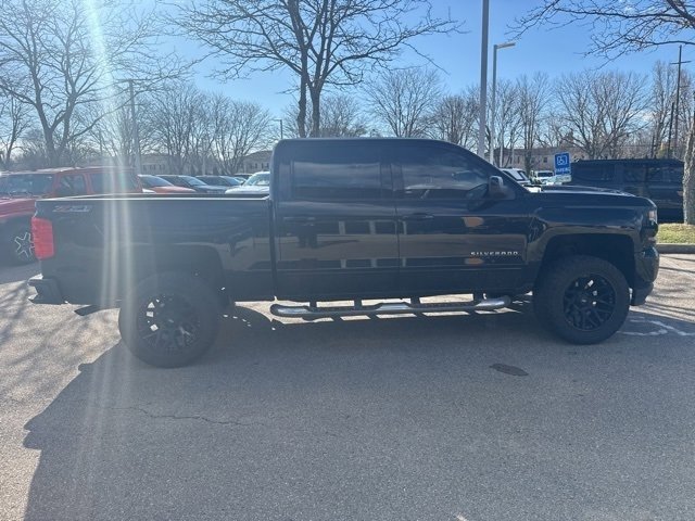 Used 2016 Chevrolet Silverado 1500 LT w/ All Star Edition image 4