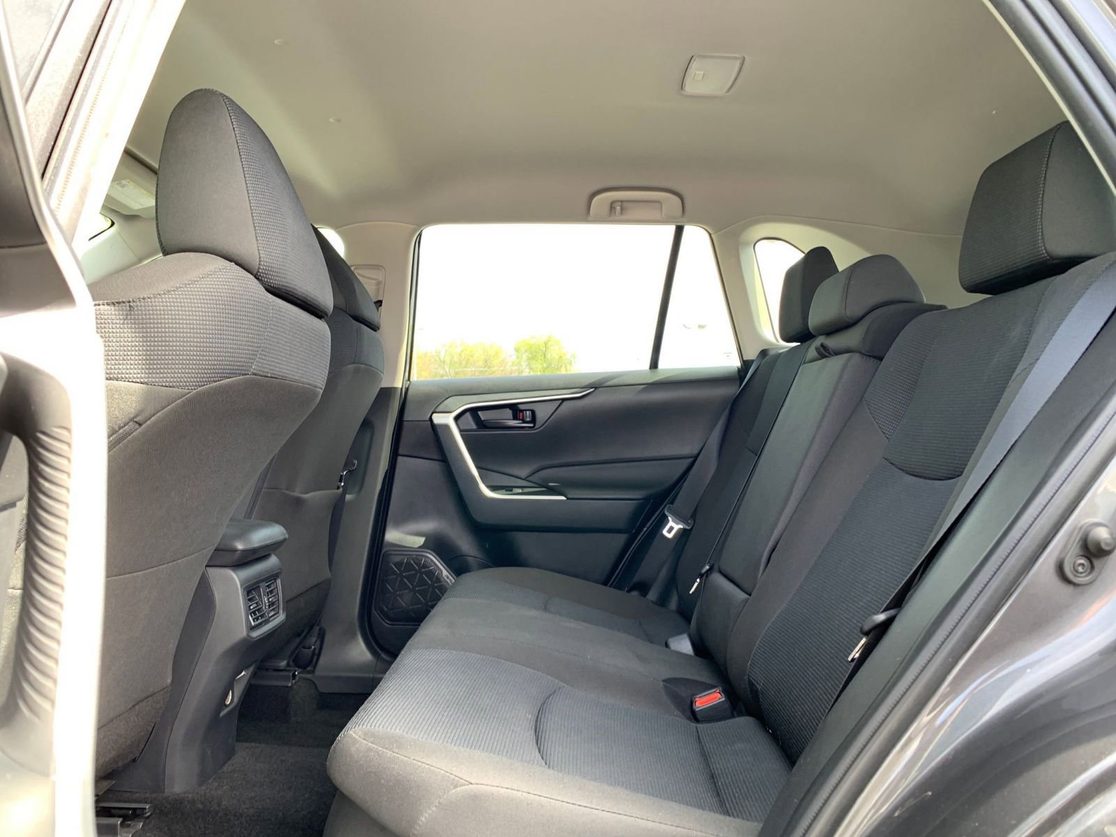 Used 2025 Toyota RAV4 LE image 24