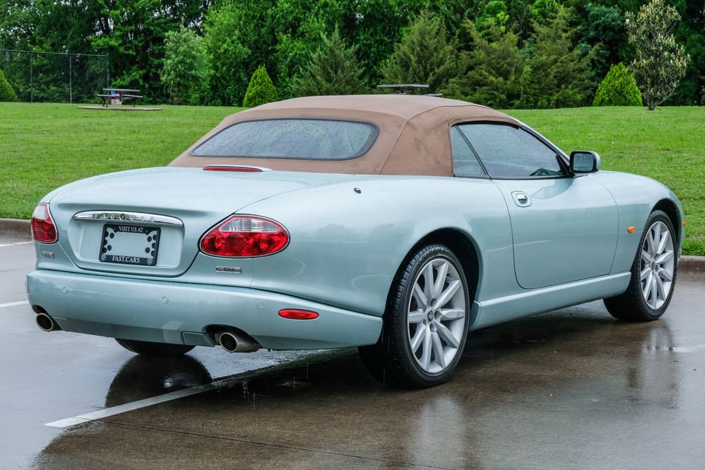 Used 2006 Jaguar XK8 Convertible RWD image 15