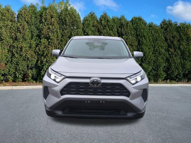 Used 2023 Toyota RAV4 LE image 2