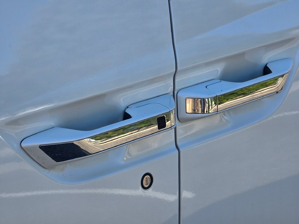 Used 2016 Honda Odyssey SE image 10