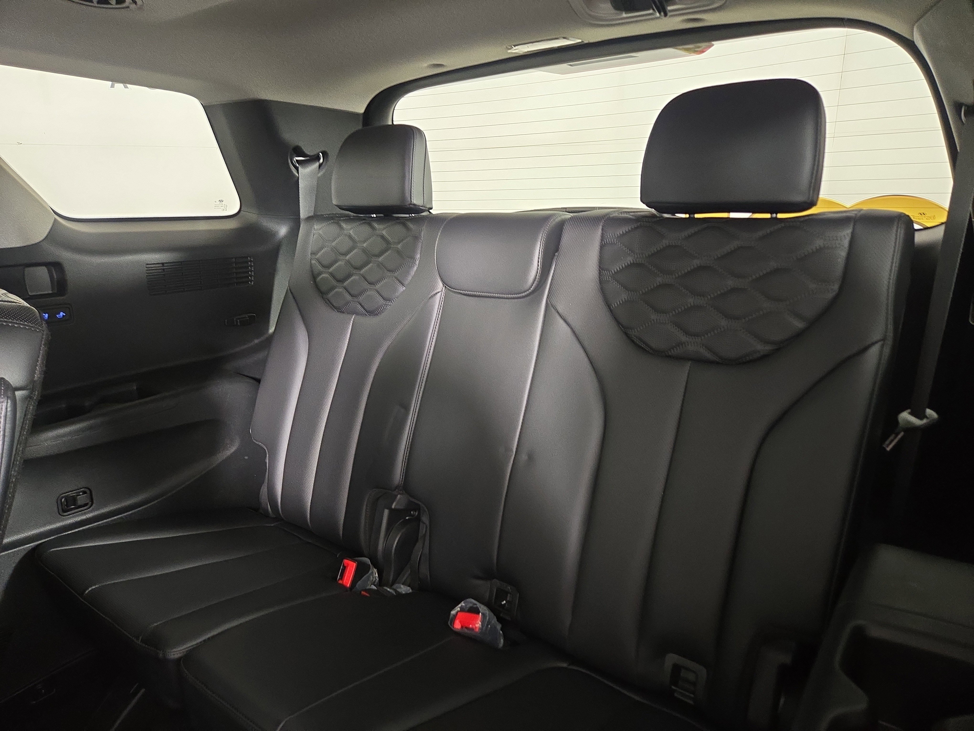 Used 2022 Hyundai Palisade Limited image 13