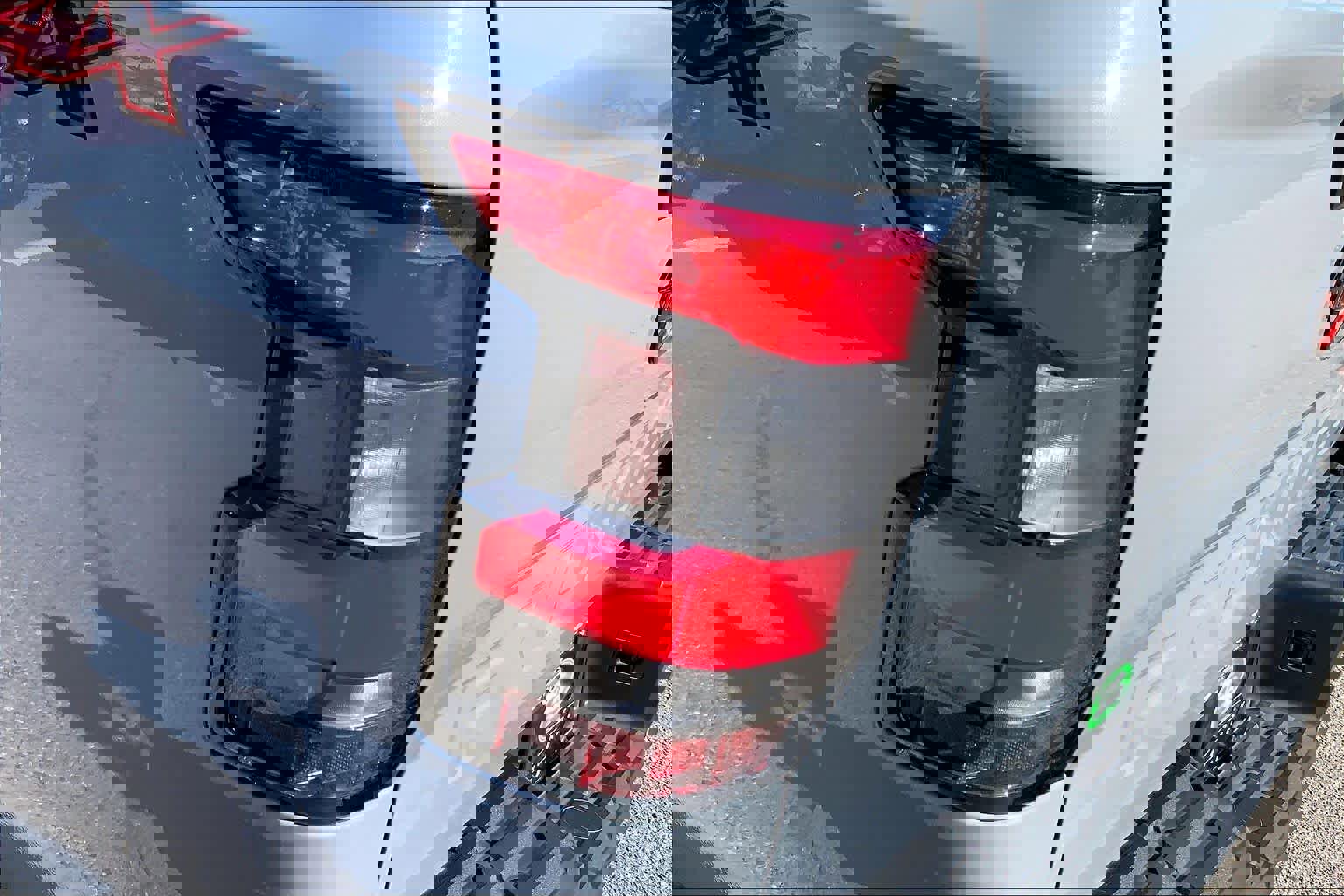 Used 2024 Nissan Frontier PRO-4X w/ Off-Road Protection Package image 28