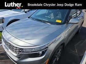 Used 2023 Kia Seltos LX image 1