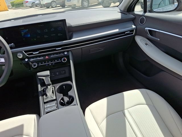 New 2026 Hyundai Sonata SE FWD image 11