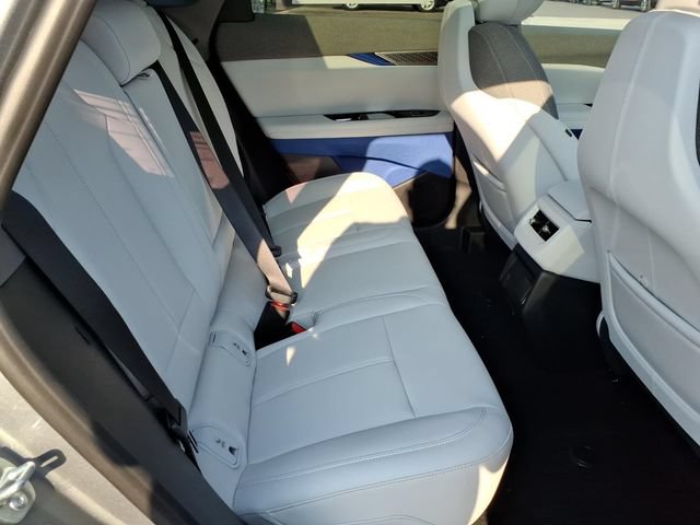 New 2027 Cadillac Optiq Luxury AWD/4WD image 20