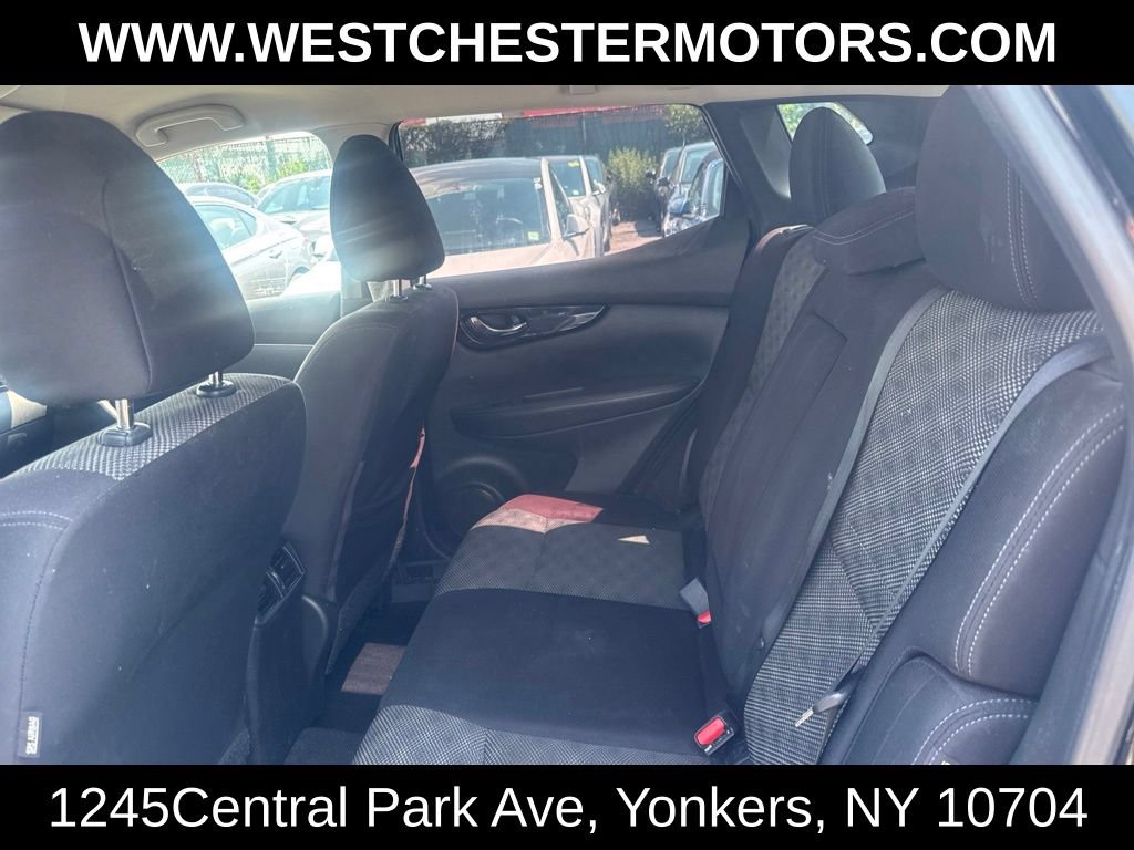 Used 2020 Nissan Rogue Sport SV w/ All-Weather Package AWD/4WD image 26