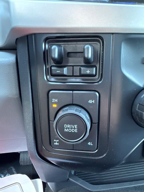 New 2026 Ford F250 XLT w/ XLT Premium Package AWD/4WD image 22