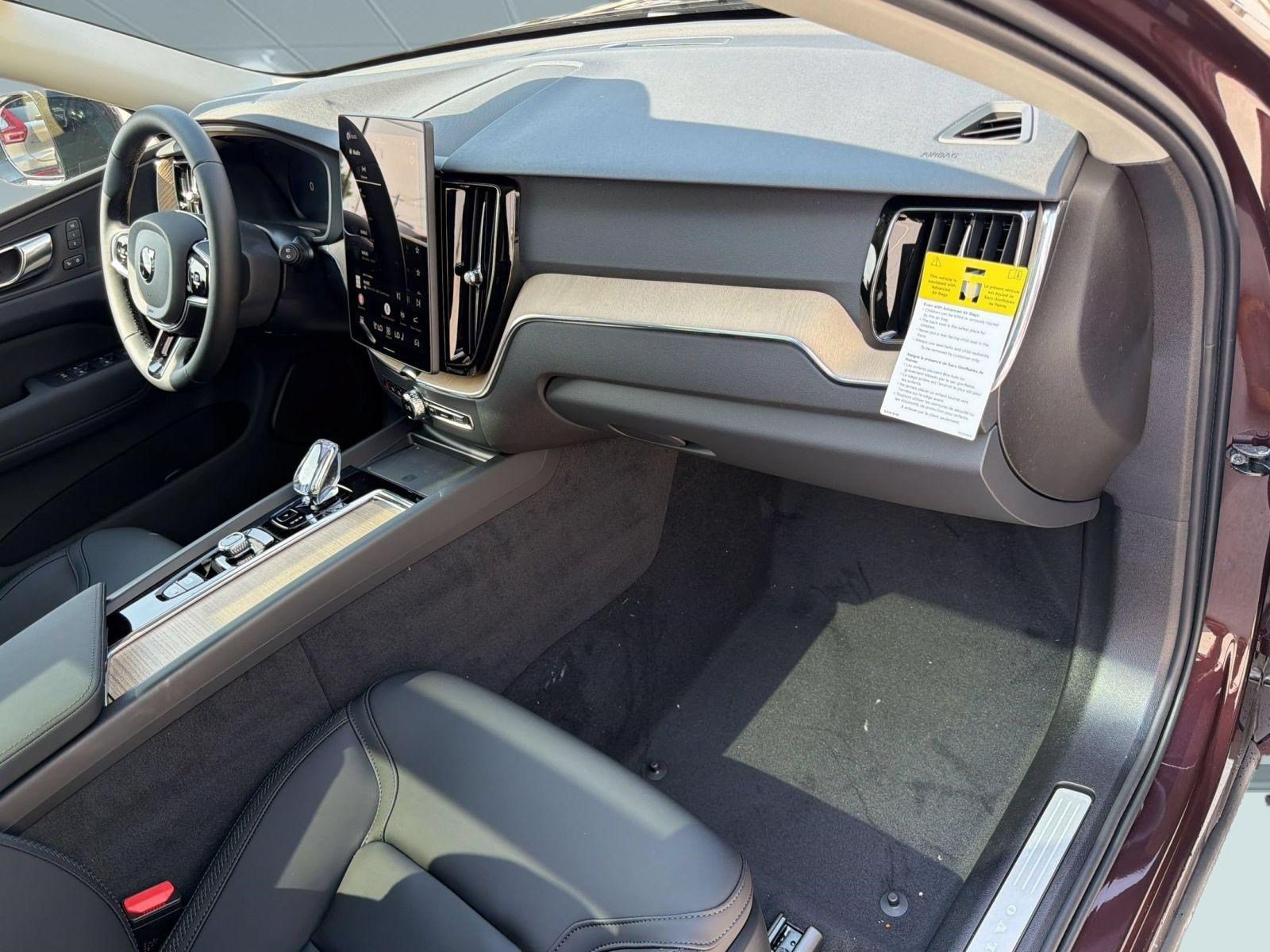 New 2026 Volvo XC60 B5 Plus w/ Protection Package Premier AWD/4WD image 31