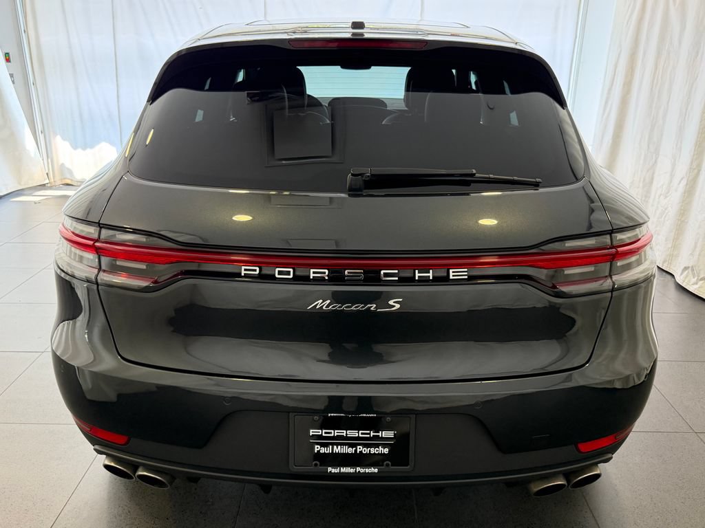Certified 2021 Porsche Macan S AWD/4WD image 8