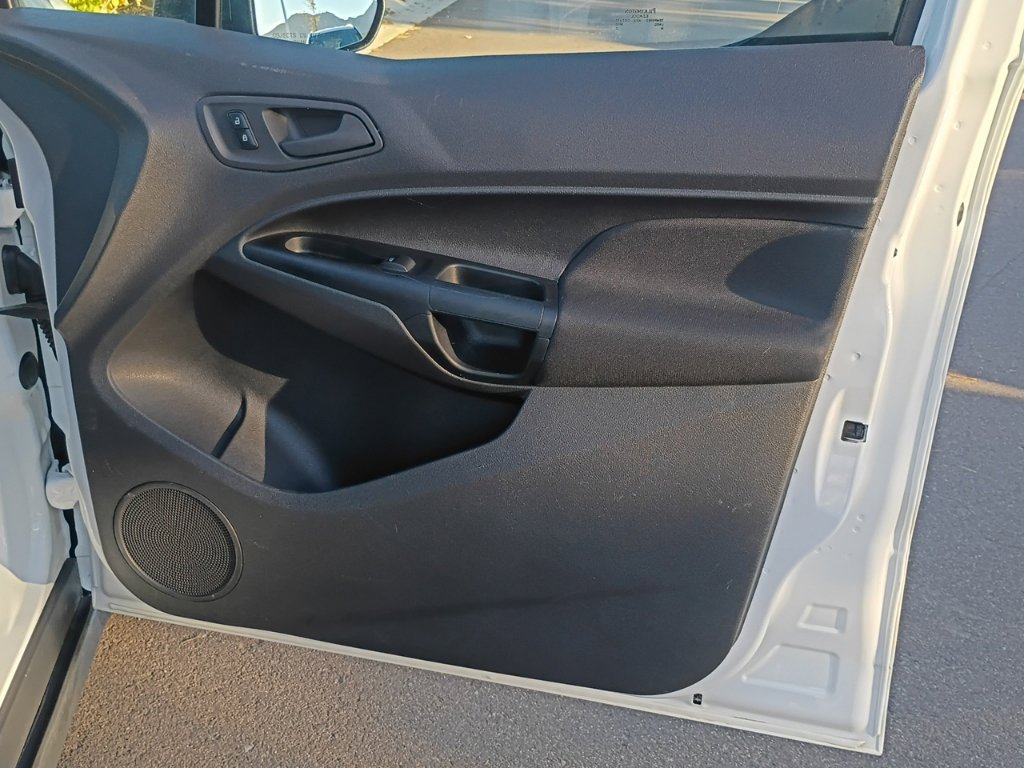 Used 2018 Ford Transit Connect XL FWD image 11