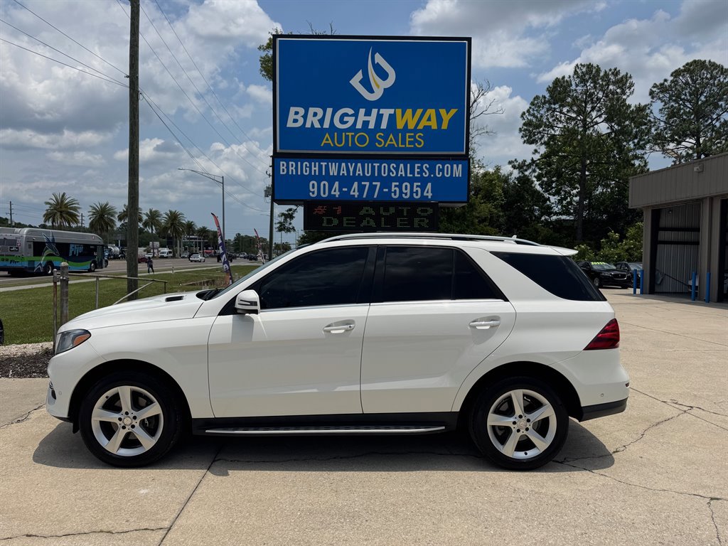 Used 2018 Mercedes-Benz GLE 350 4MATIC image 2