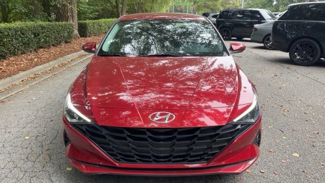 Used 2023 Hyundai Elantra SE FWD image 3
