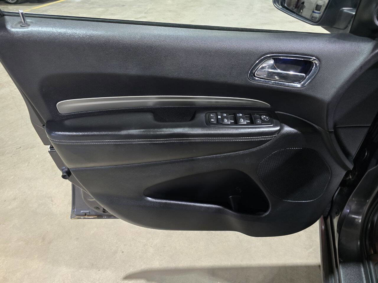 Used 2015 Dodge Durango SXT w/ Blacktop Package image 24