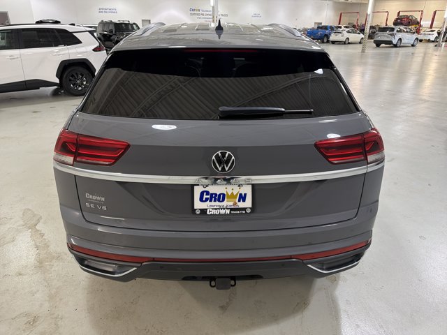Used 2022 Volkswagen Atlas Cross Sport SE FWD image 8