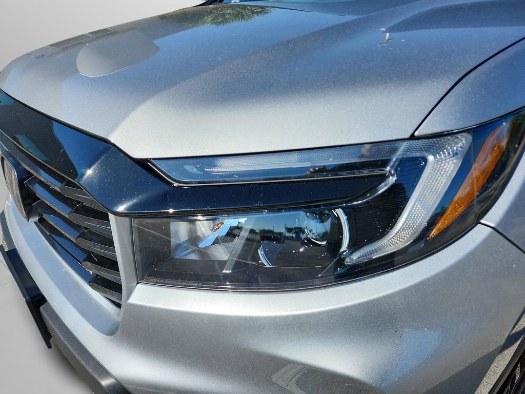 Used 2023 Honda Ridgeline Sport image 14
