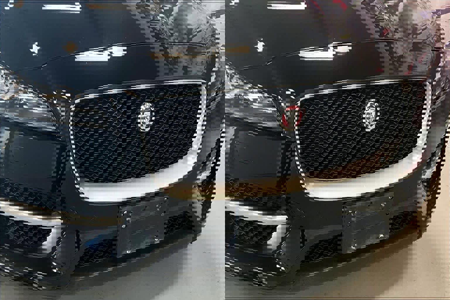 Used 2020 Jaguar F-PACE R-Sport image 30