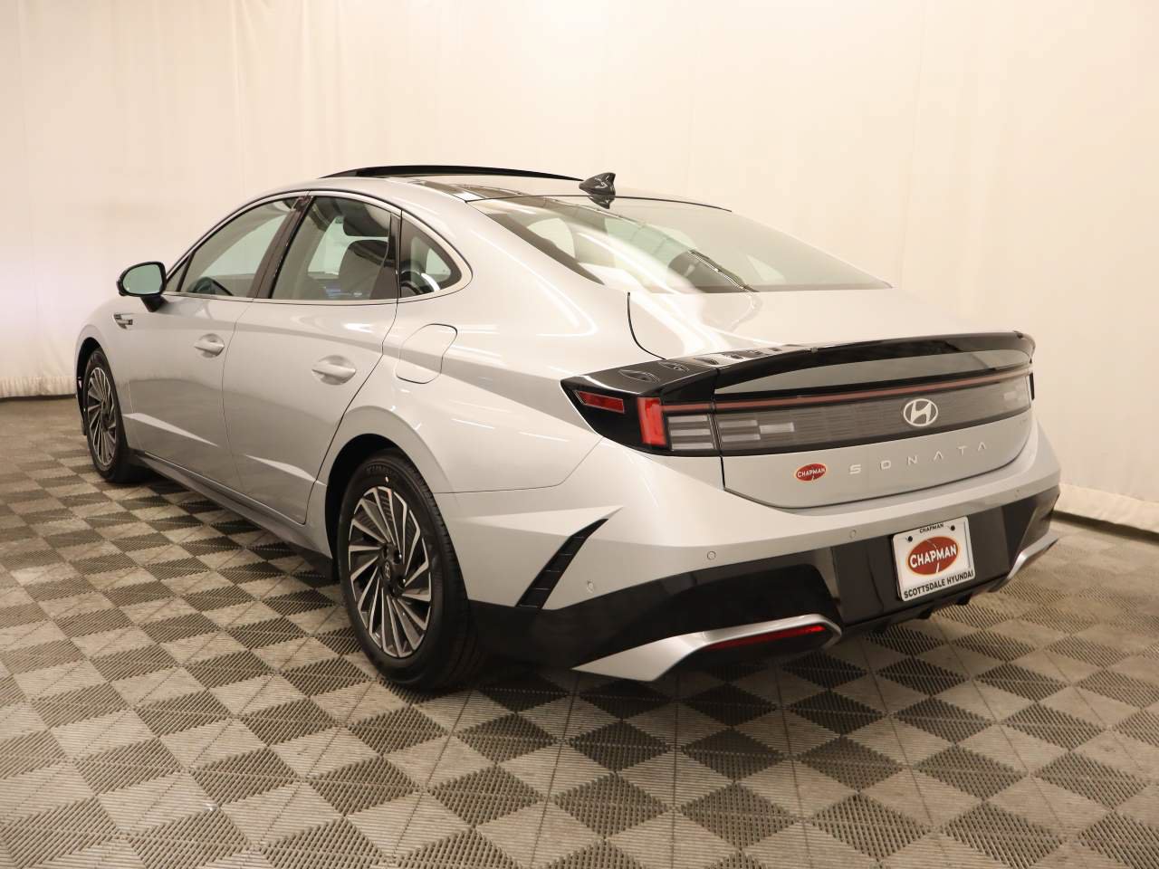 New 2026 Hyundai Sonata Limited FWD image 3