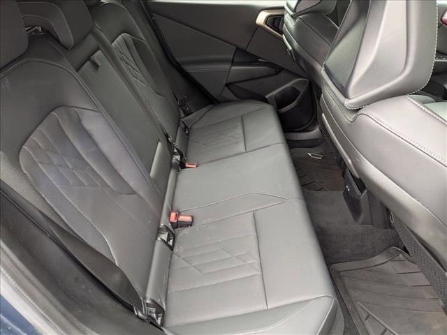 Used 2025 BMW X3 xDrive30i w/ Premium Package image 21