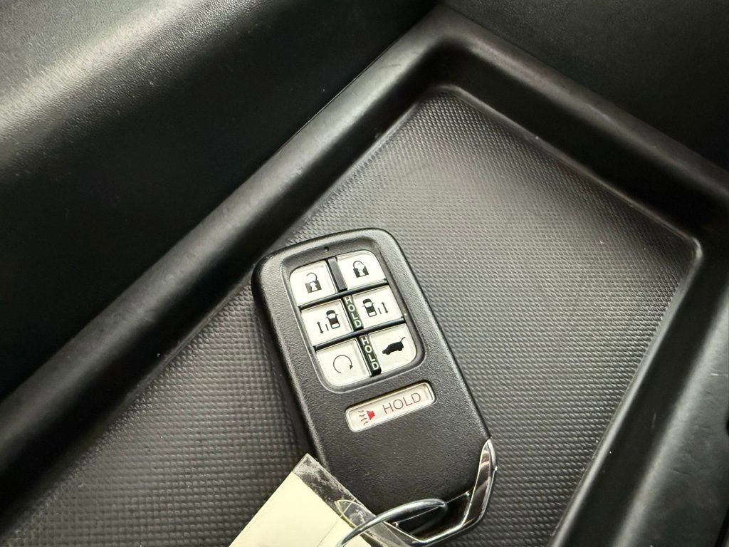Used 2023 Honda Odyssey EX-L image 27