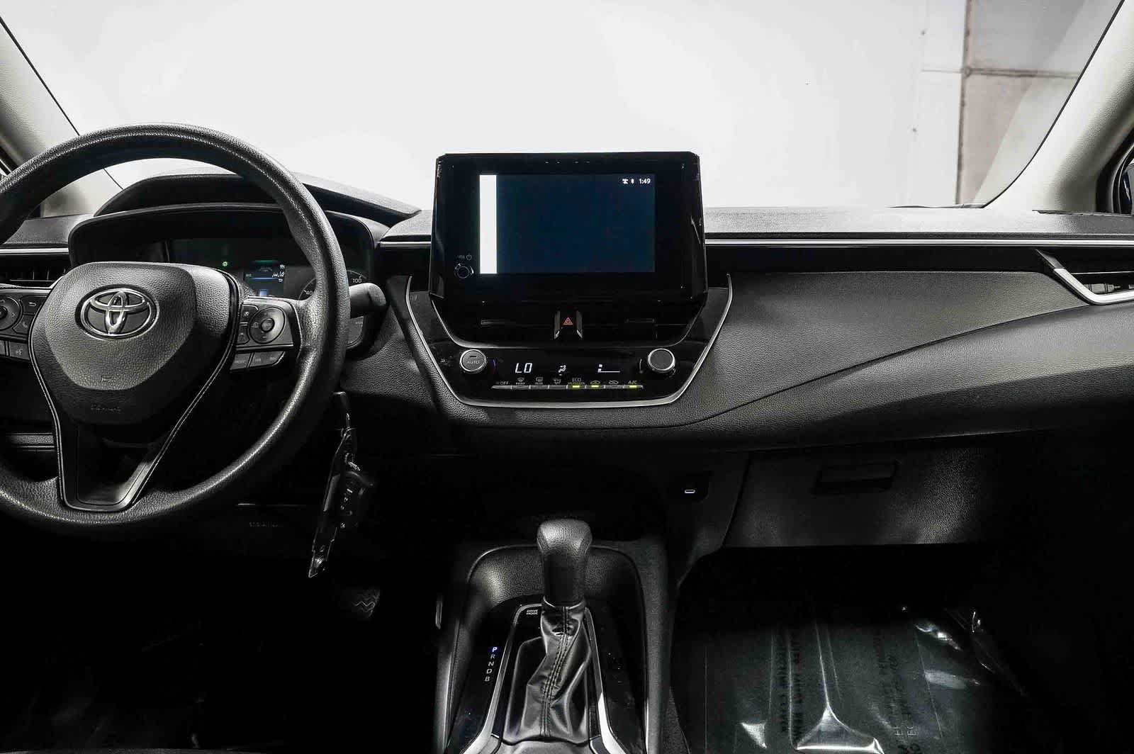 Certified 2025 Toyota Corolla LE FWD image 14