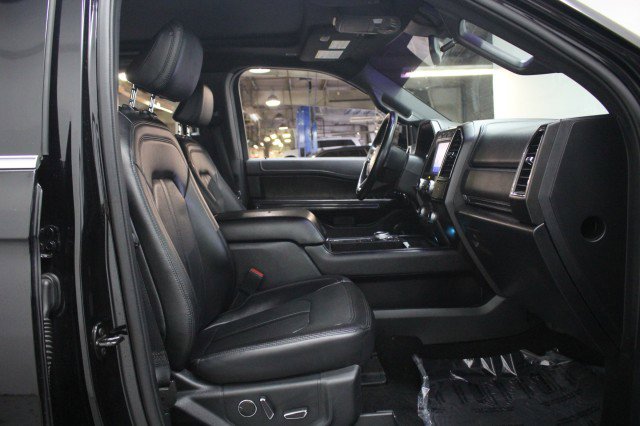 Used 2021 Ford Expedition Limited image 21