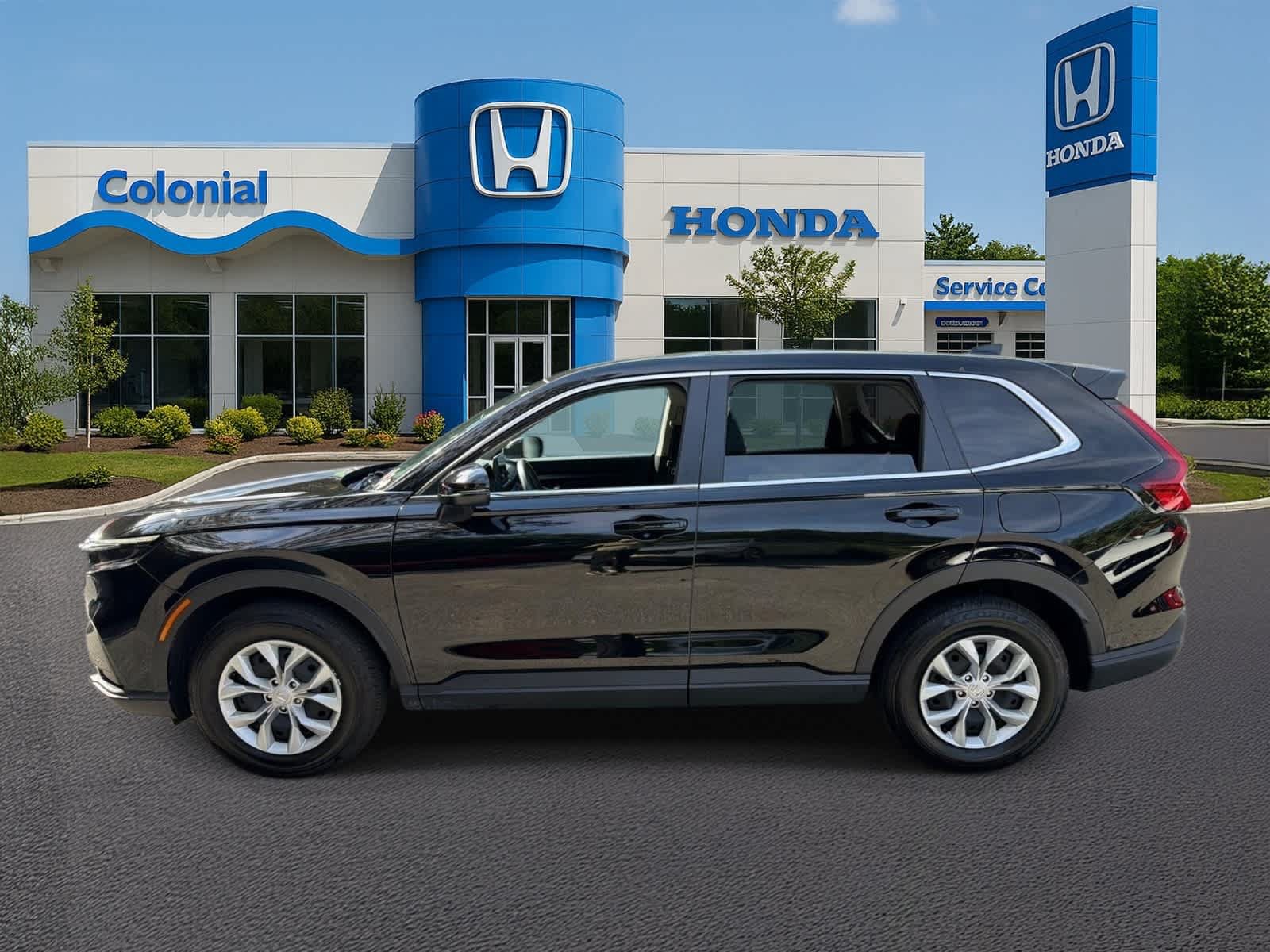 Used 2025 Honda CR-V LX image 3