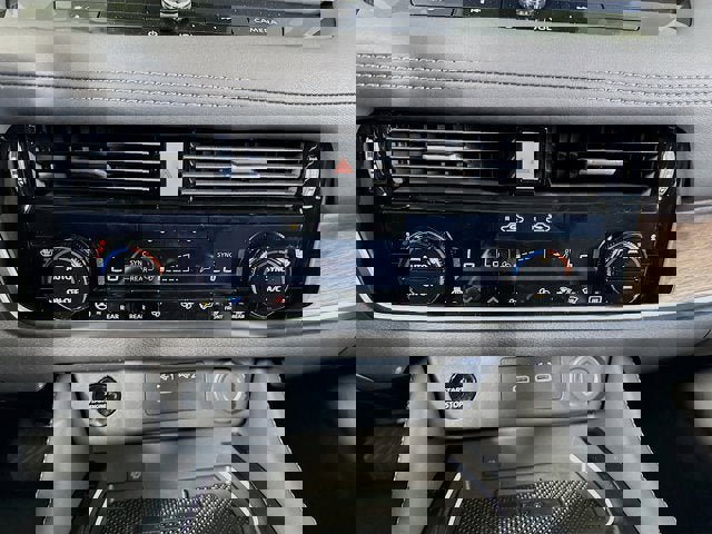 New 2026 Nissan Rogue Platinum image 17