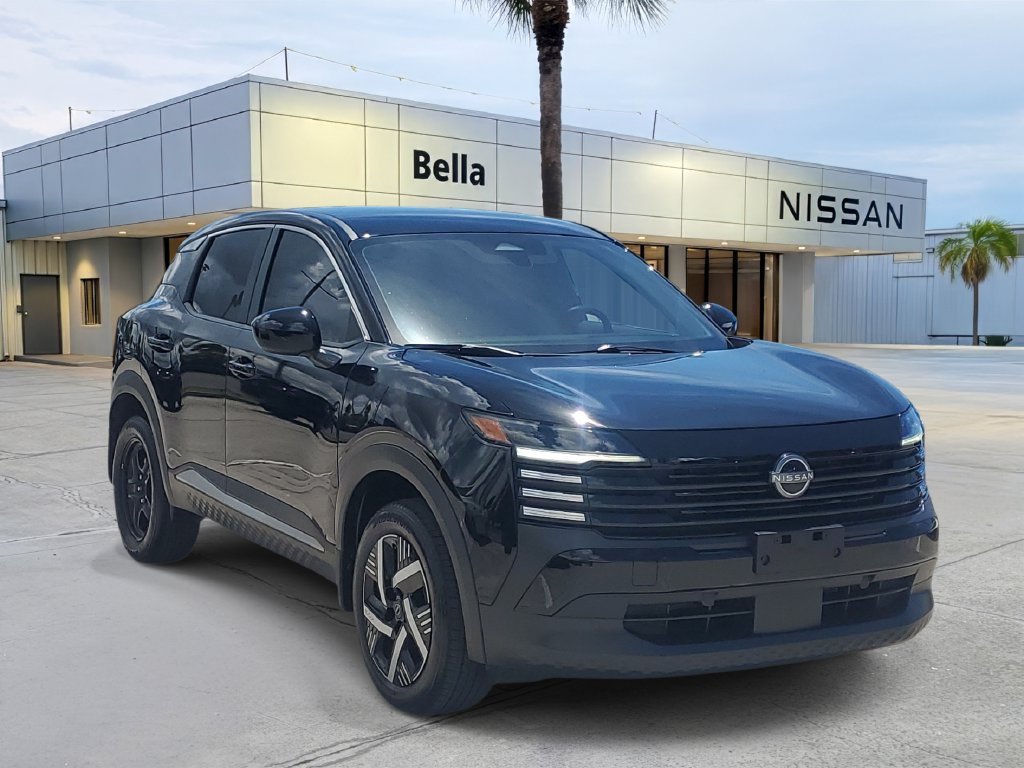 Certified 2025 Nissan Kicks SV FWD image 8