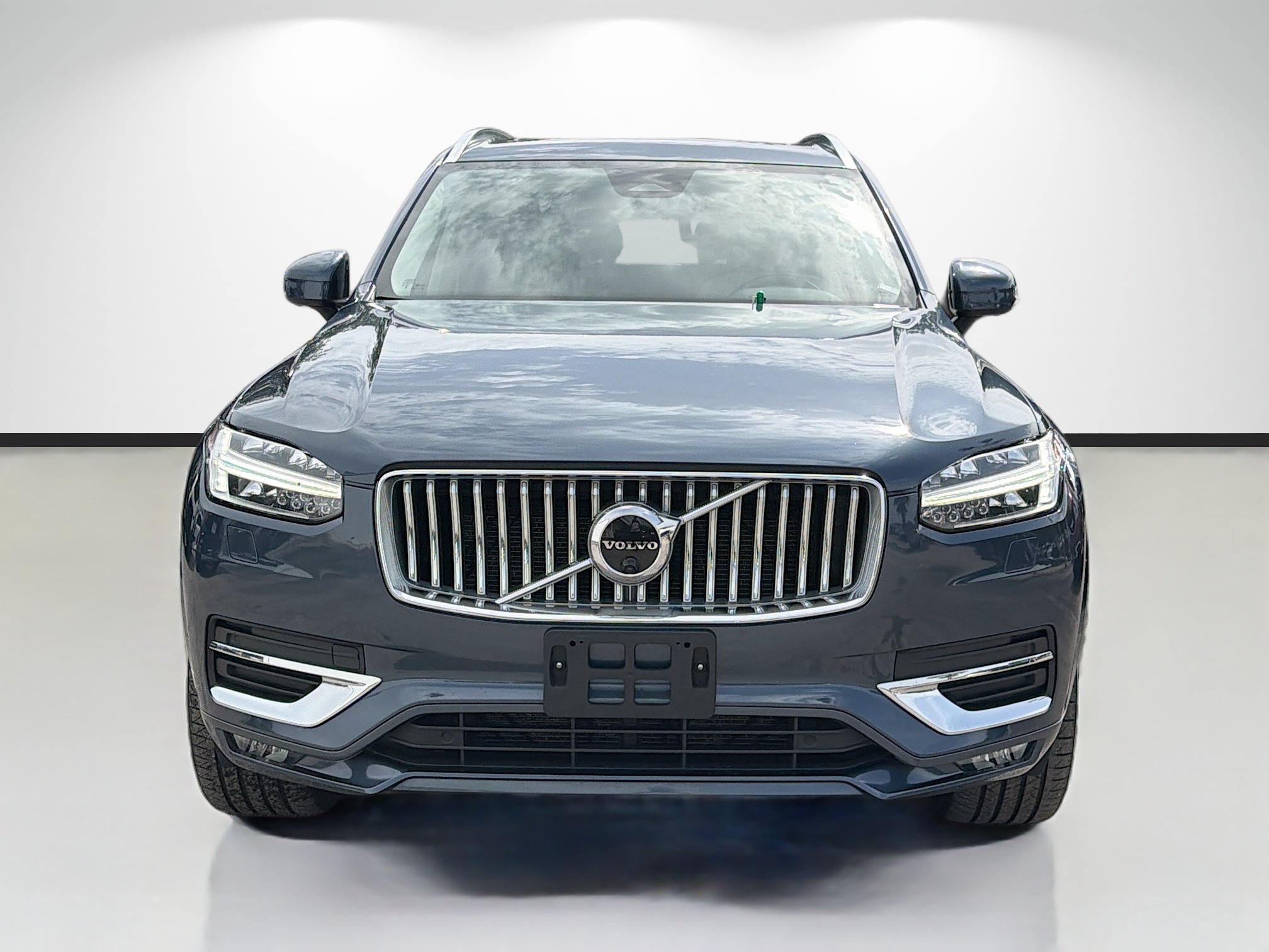 Used 2023 Volvo XC90 B6 Plus AWD/4WD image 8