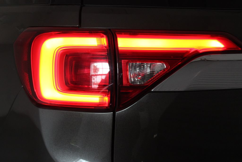 Used 2019 GMC Acadia SLT AWD/4WD image 53