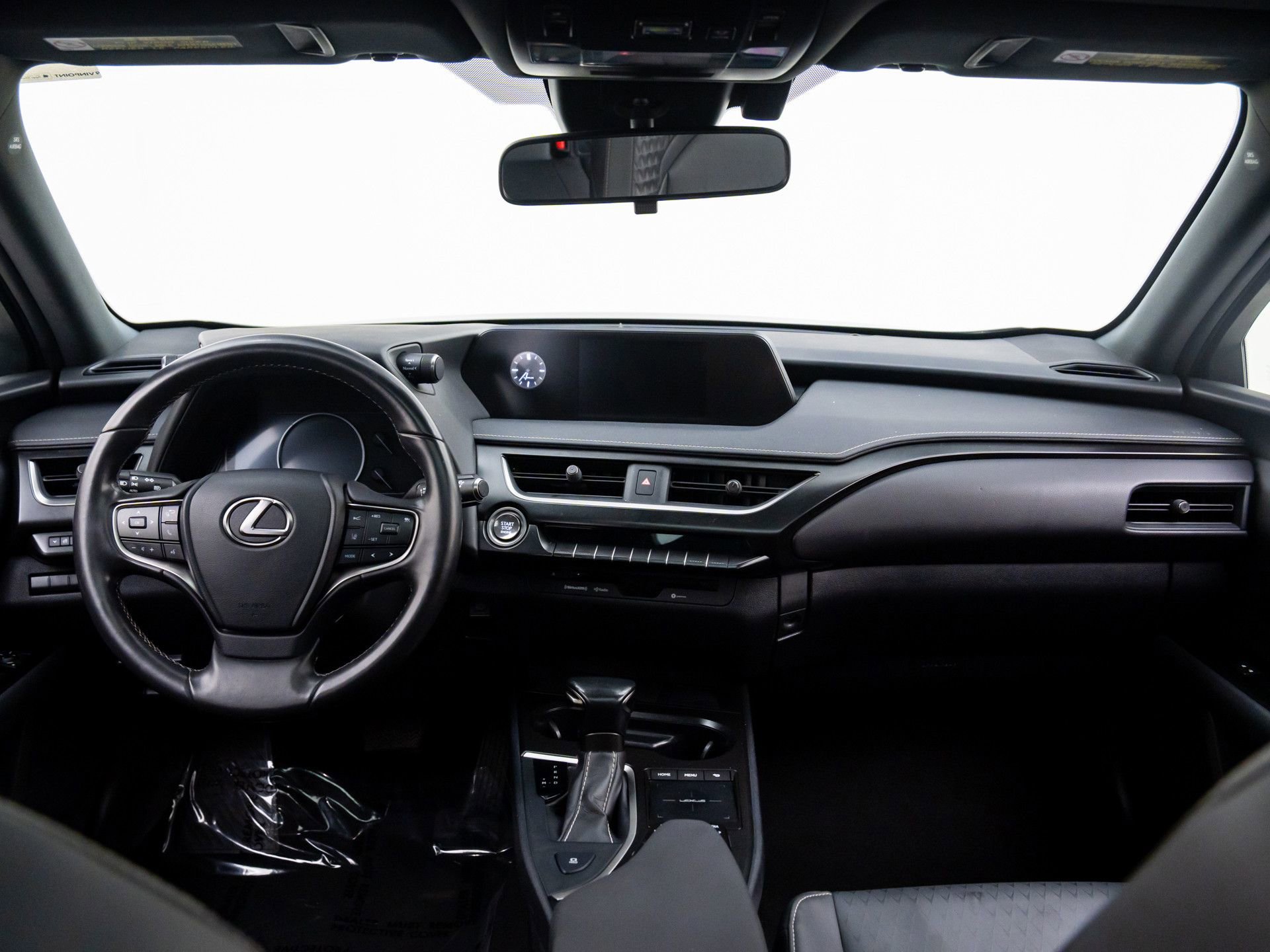 Used 2021 Lexus UX 200 w/ Accessory Package (Z1) image 9