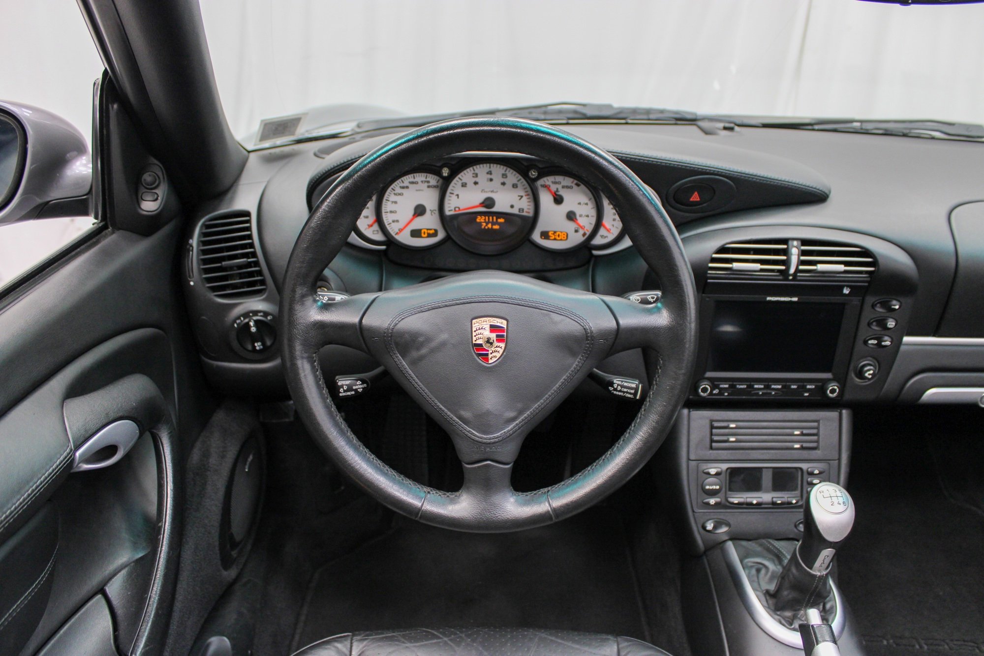 Used 2004 Porsche 911 Turbo image 27
