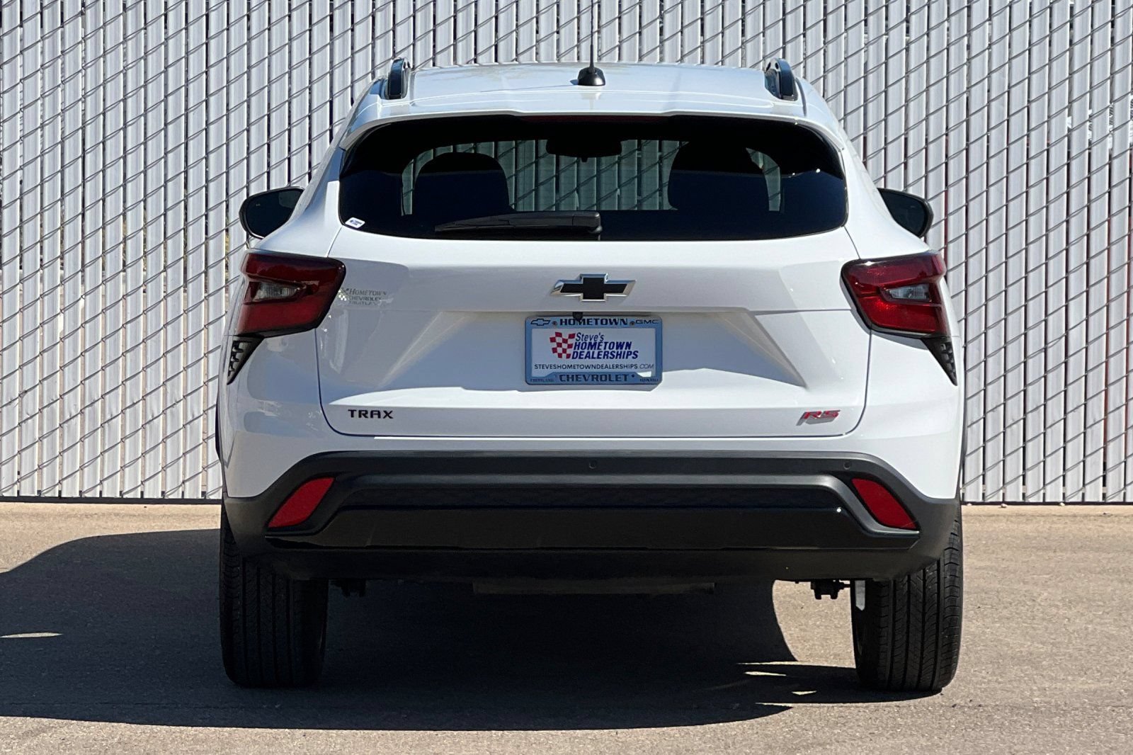 Used 2026 Chevrolet Trax RS w/ Sunroof Package FWD image 5