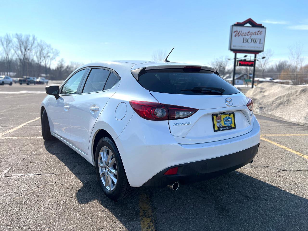 Used 2015 MAZDA MAZDA3 i Touring image 6