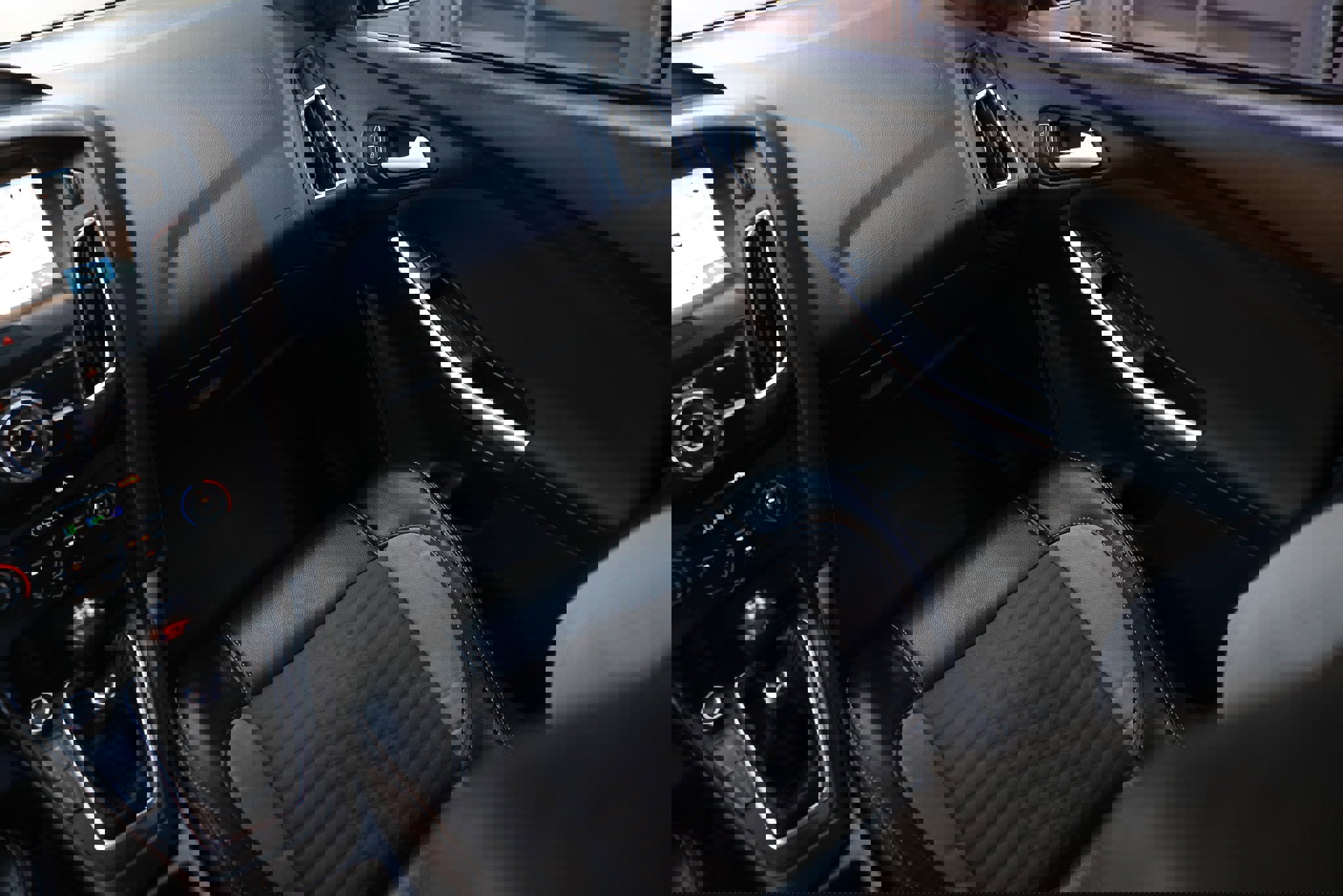 Used 2017 Ford Focus ST w/ Equipment Group 401A image 27