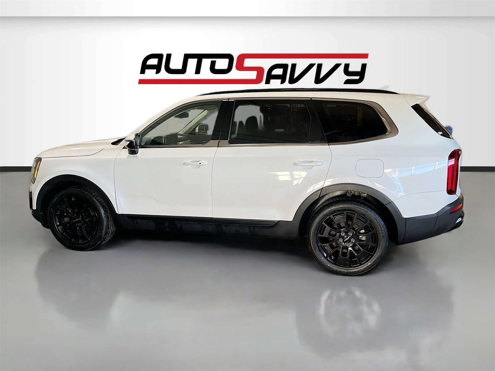 Used 2022 Kia Telluride EX w/ EX Premium Package image 4